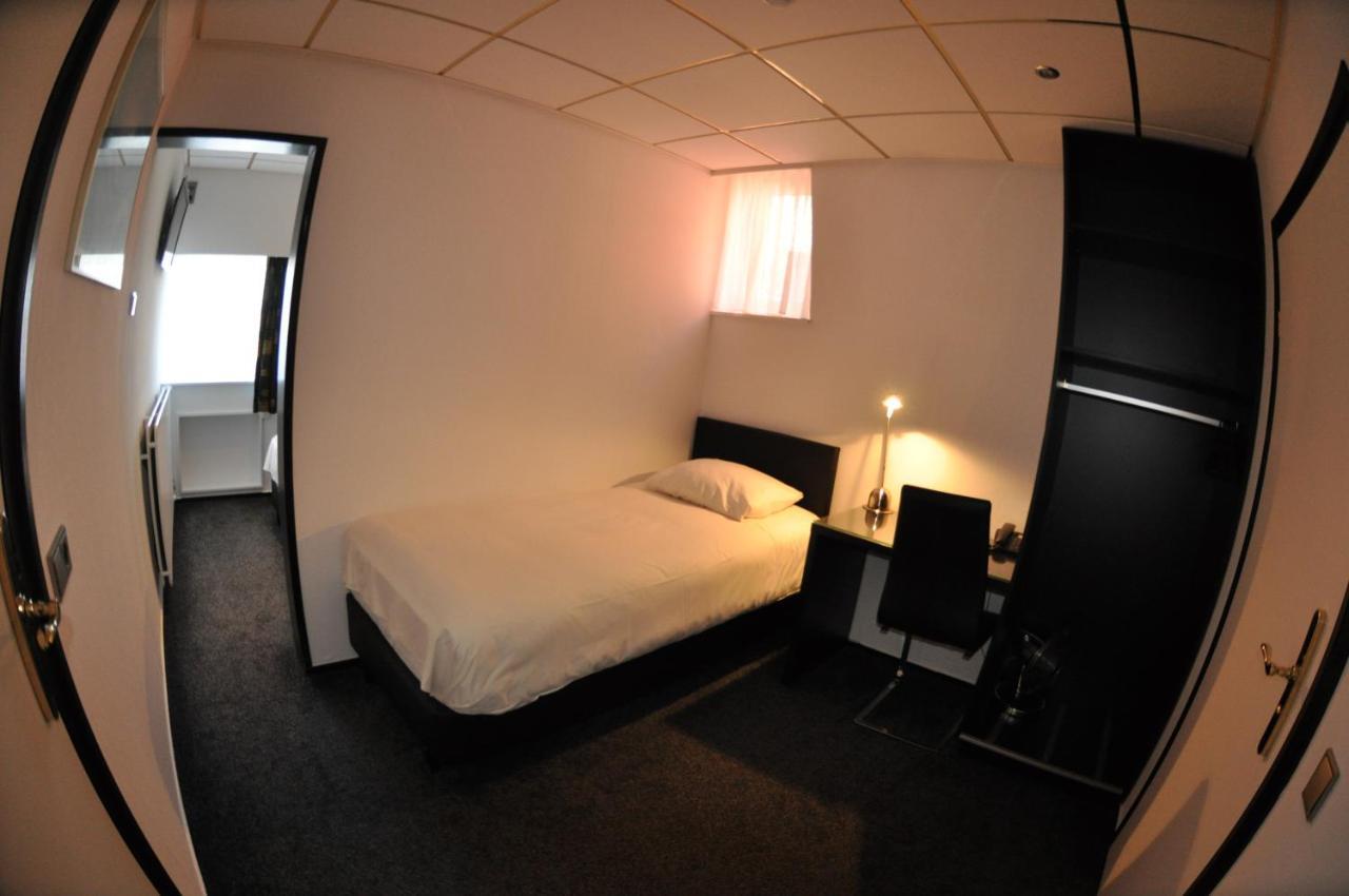 Budget Hotel Le Beau Rivage Middelburg Exterior photo